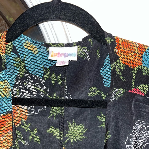 LuLaRoe ♥️♥️♥️♥️ - Picture 3 of 3